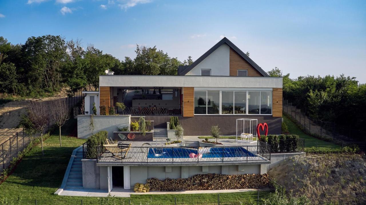 Riverside Pool Villa-Сремски-Карловци Экстерьер фото